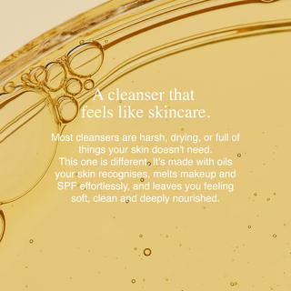 Oil-to-Milk Cleanser